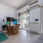 Апартаменты Sturla32 Garden - Gaslini Генуя