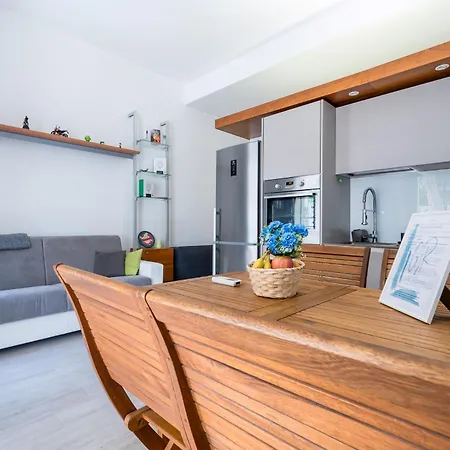 Sturla32 Garden - Gaslini Apartment