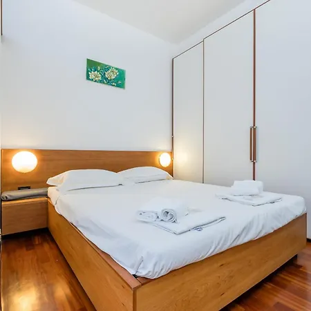 Sturla32 Garden - Gaslini Apartment Genoa